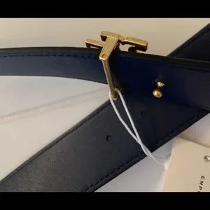 Tory Burch Reversible Britten Logo 1-1/2 inch belt. Black/Royal Navy Size Small Tory Burch | Accessories | Tory Burch Reversible Britten  main image 3